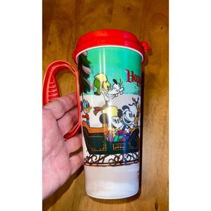 Walt Disney World Christmas‎ Happy Holidays  Refillable Mug Cup Red Lid